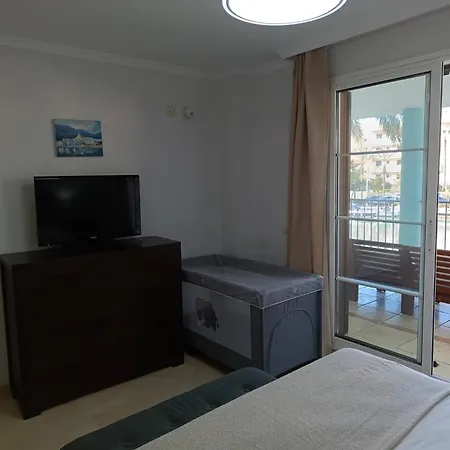 Charming 3 Bedroom In Puerto Sotogrande Torreguadiaro
