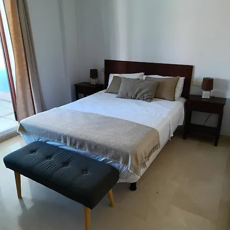 Charming 3 Bedroom In Puerto Sotogrande Appartamento *
